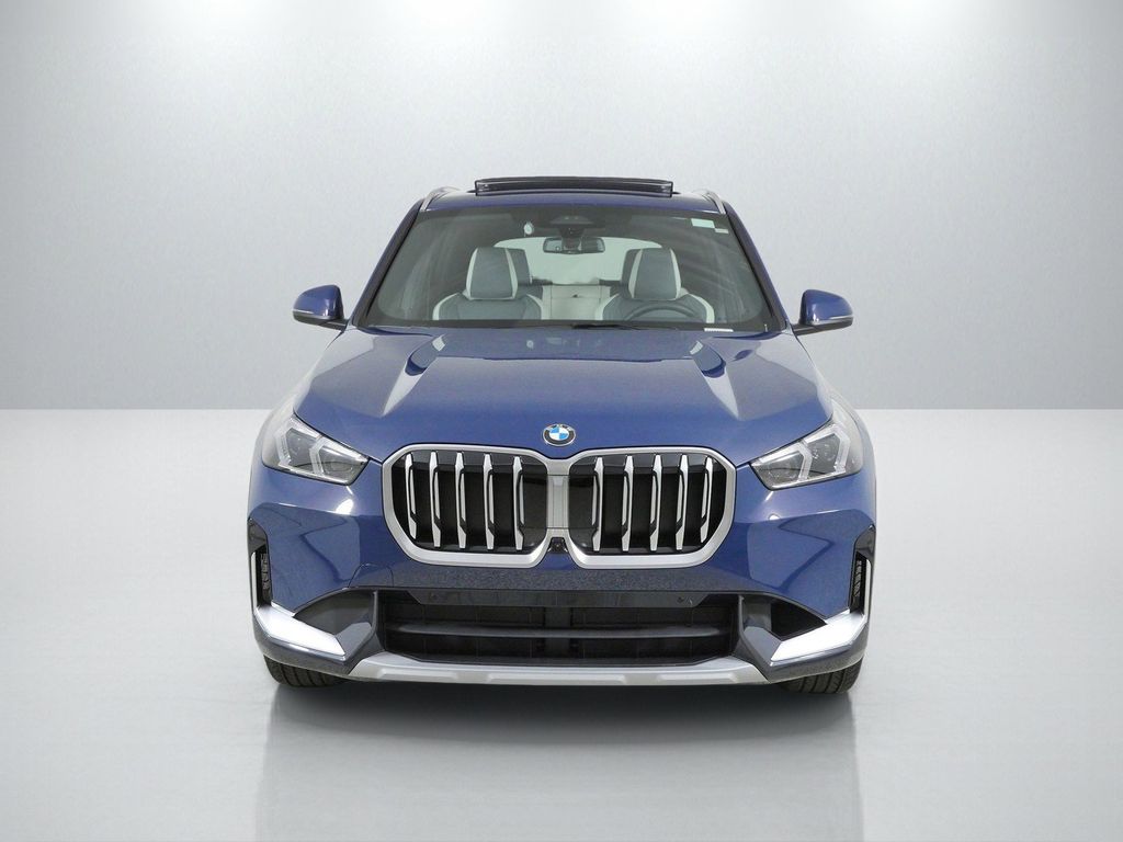 Thumbnail: 2026 BMW X1 - 2