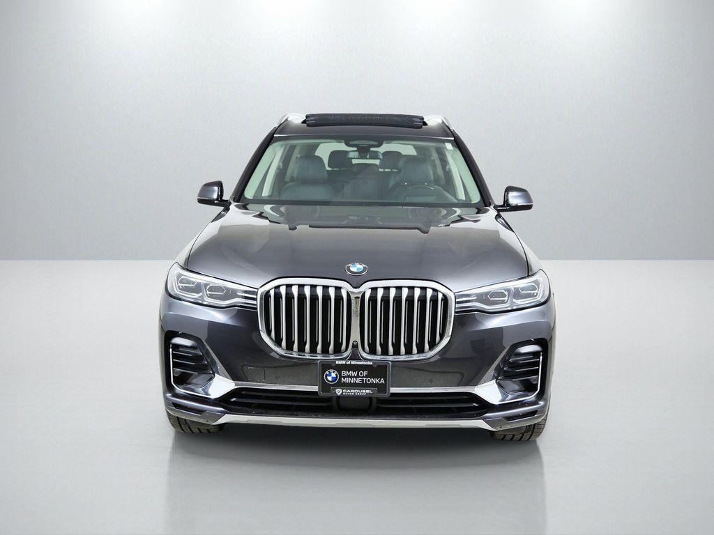 Thumbnail: 2021 BMW X7 - 3
