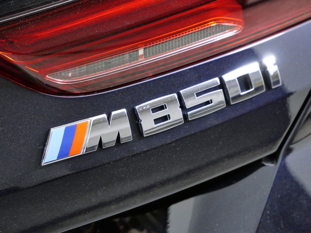 Thumbnail: 2025 BMW 8 Series - 15