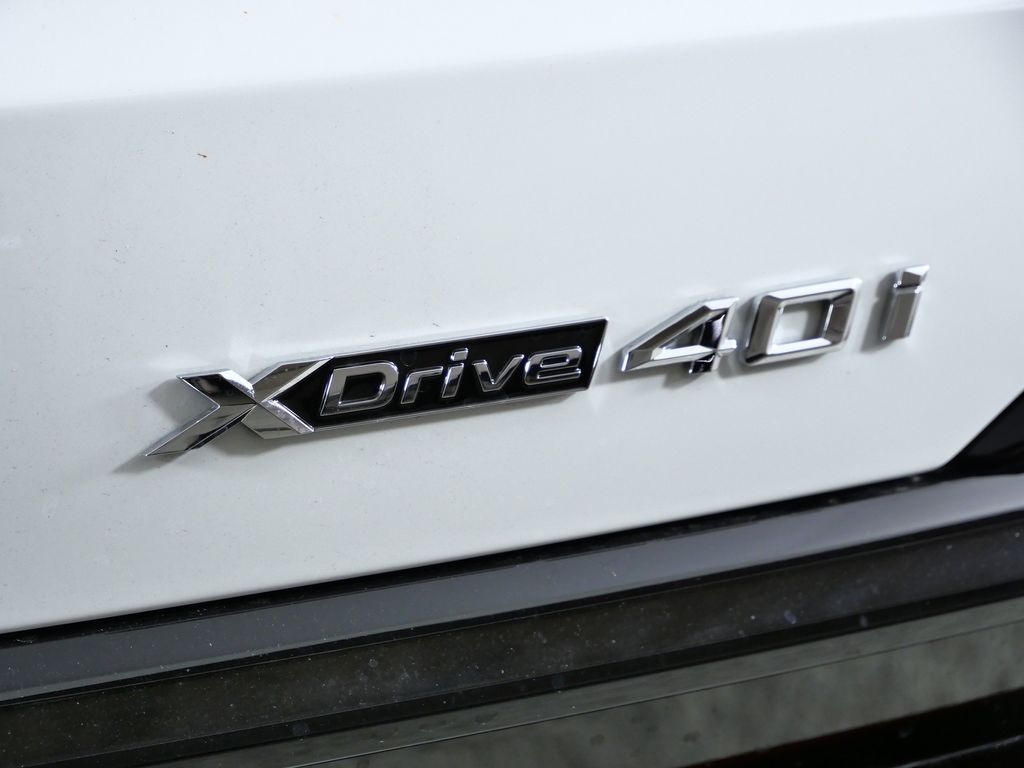 Thumbnail: 2026 BMW X7 - 12