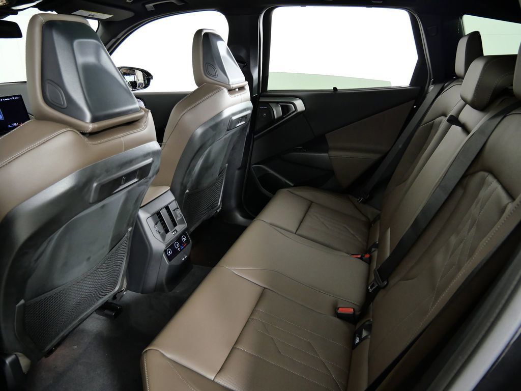 Thumbnail: 2026 BMW X3 - 32