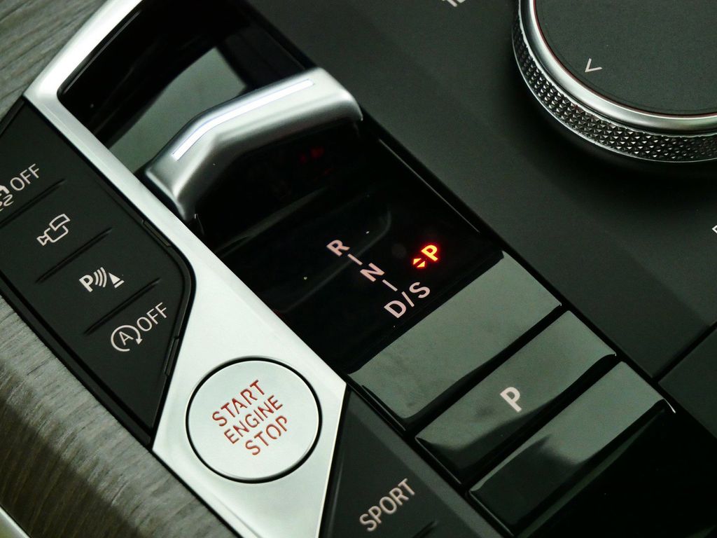 Thumbnail: 2026 BMW 4 Series - 46