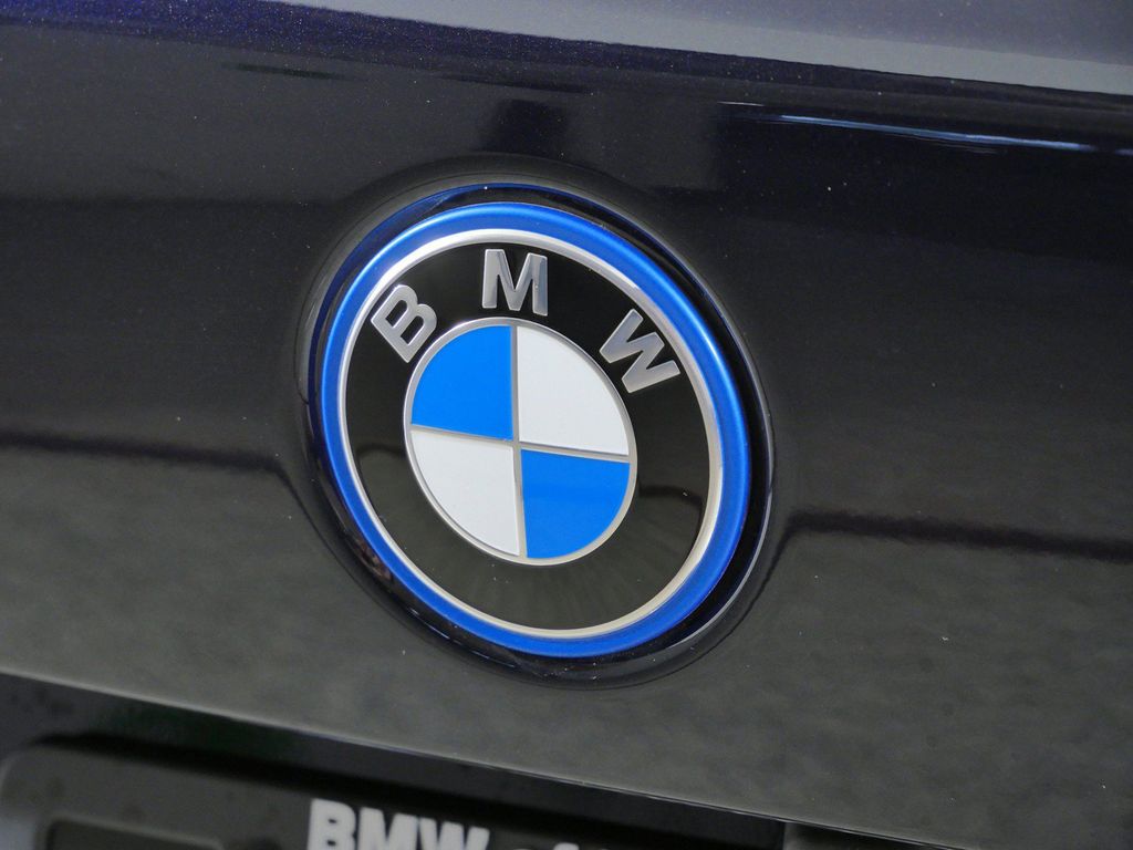 Thumbnail: 2026 BMW X5 - 11