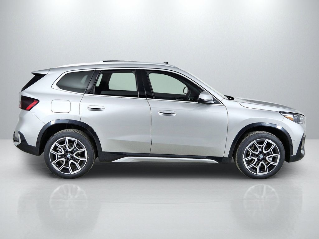 Thumbnail: 2026 BMW X1 - 8