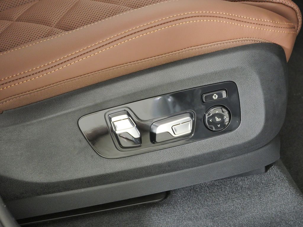 Thumbnail: 2026 BMW X5 - 22
