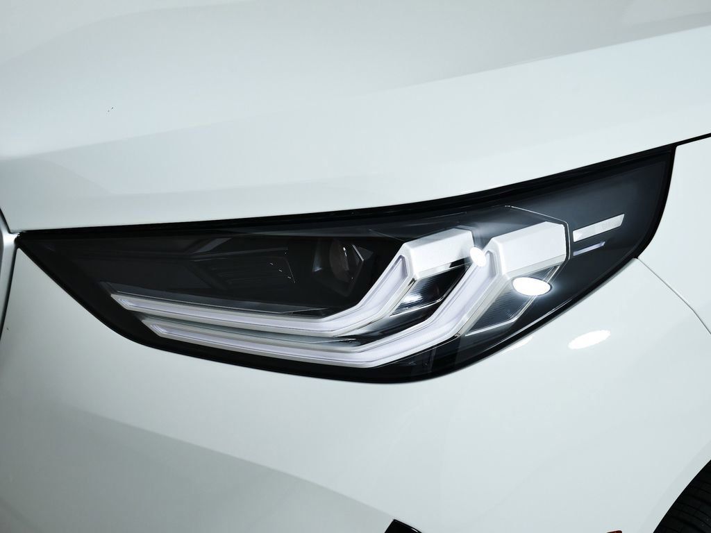 Thumbnail: 2026 BMW X3 - 15