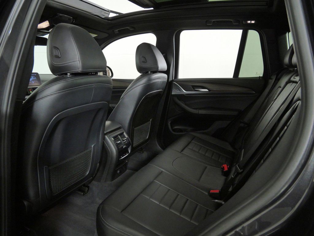 Thumbnail: 2018 BMW X3 - 31