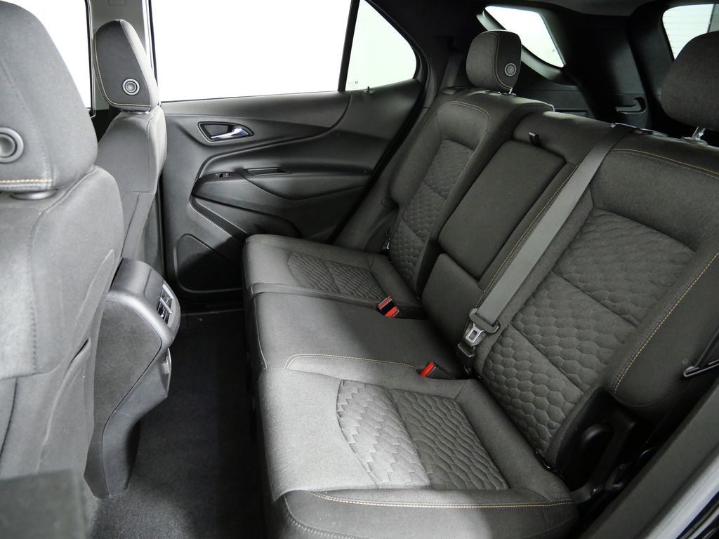 Thumbnail: 2018 Chevrolet Equinox - 30