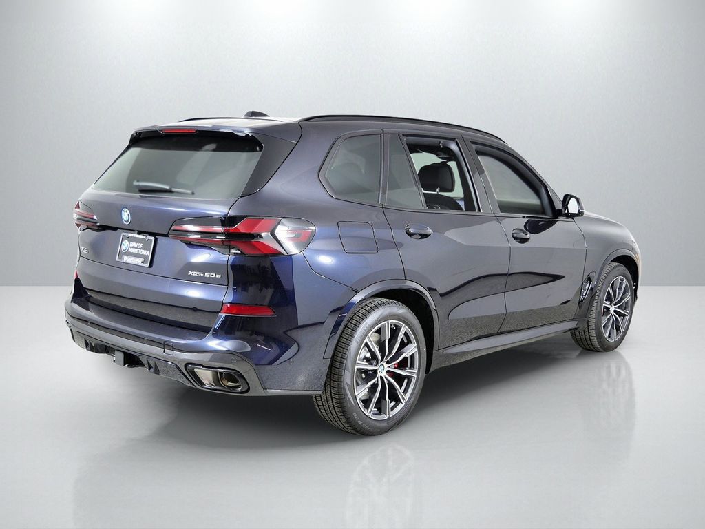 Thumbnail: 2026 BMW X5 - 9