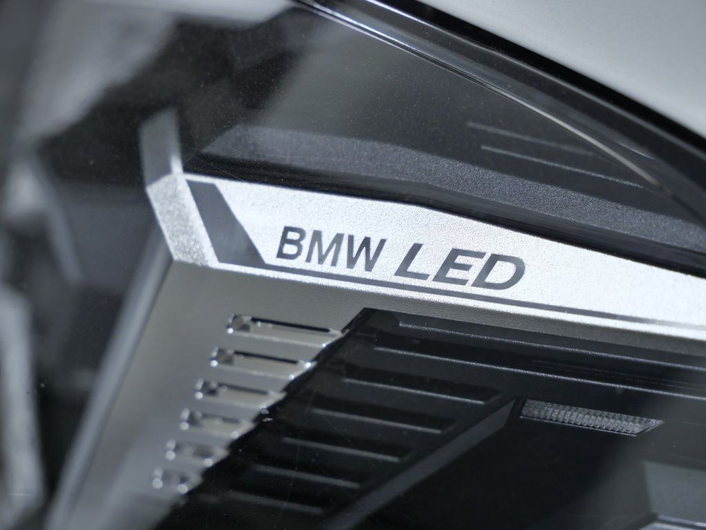 Thumbnail: 2025 BMW 4 Series - 5