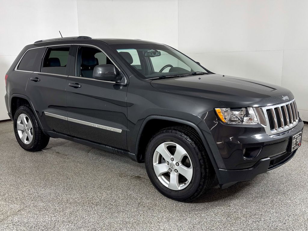 Thumbnail: 2011 Jeep Grand Cherokee - 4