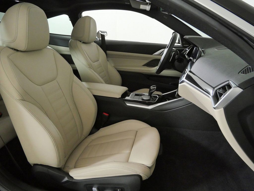 Thumbnail: 2021 BMW 4 Series - 21