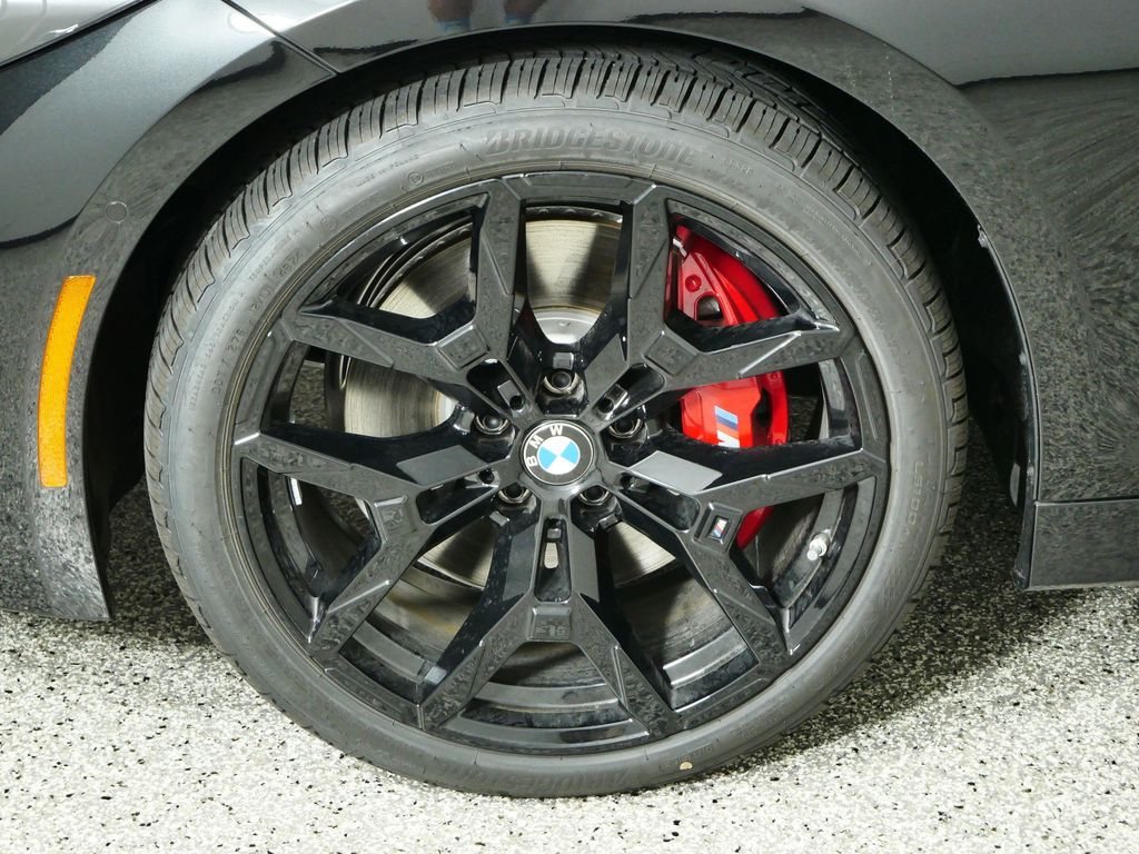 Thumbnail: 2025 BMW 3 Series - 18