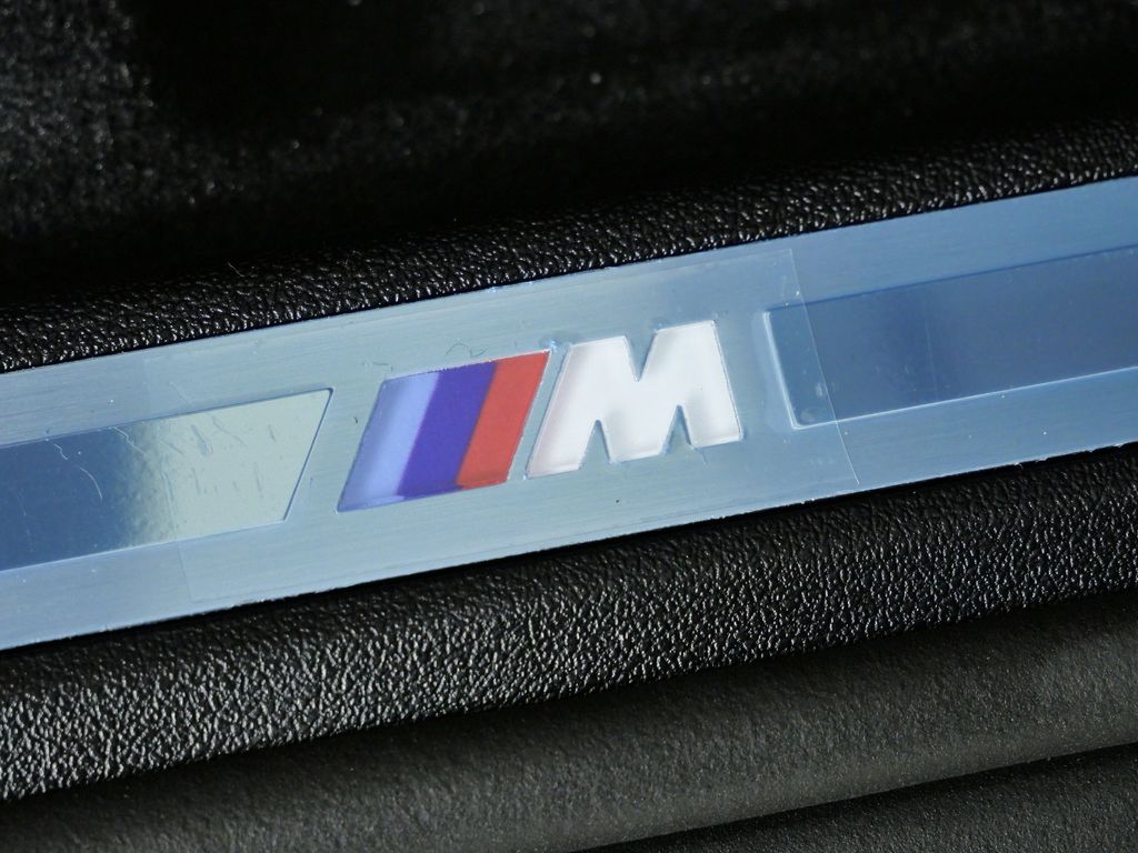 Thumbnail: 2026 BMW X6 - 23