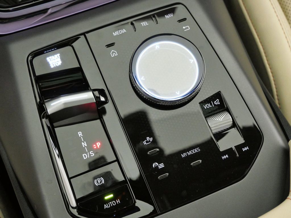 Thumbnail: 2026 BMW X3 - 49