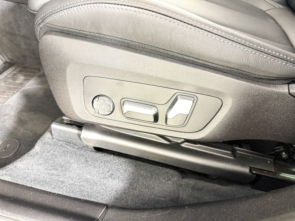 2022 BMW X3 xDrive30i 38