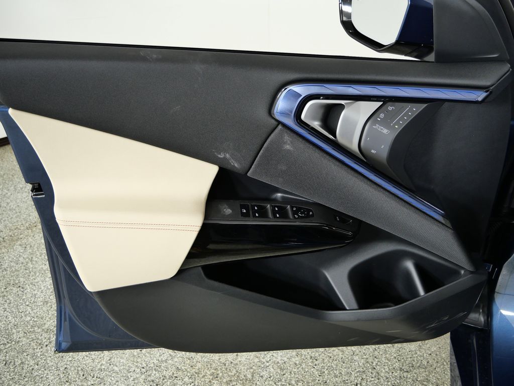 Thumbnail: 2026 BMW X3 - 33