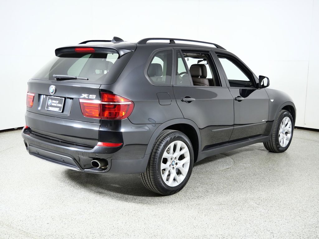 Thumbnail: 2013 BMW X5 - 10