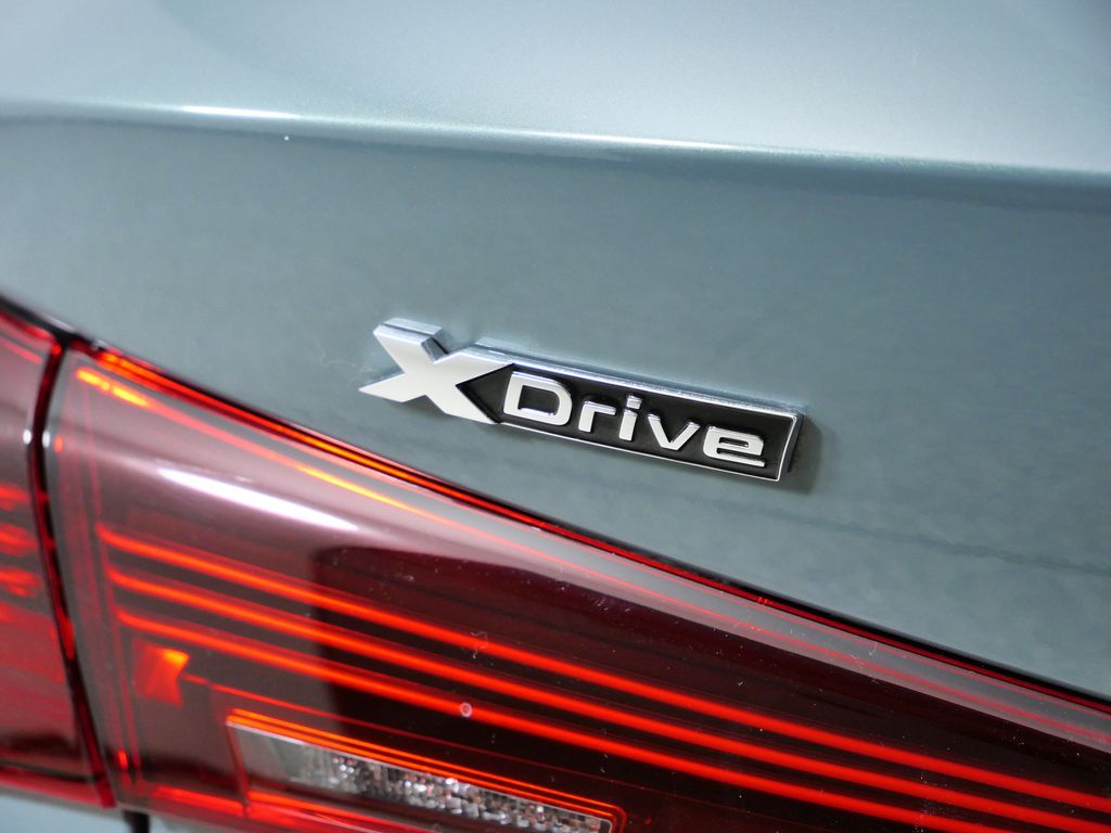 Thumbnail: 2025 BMW 4 Series - 14