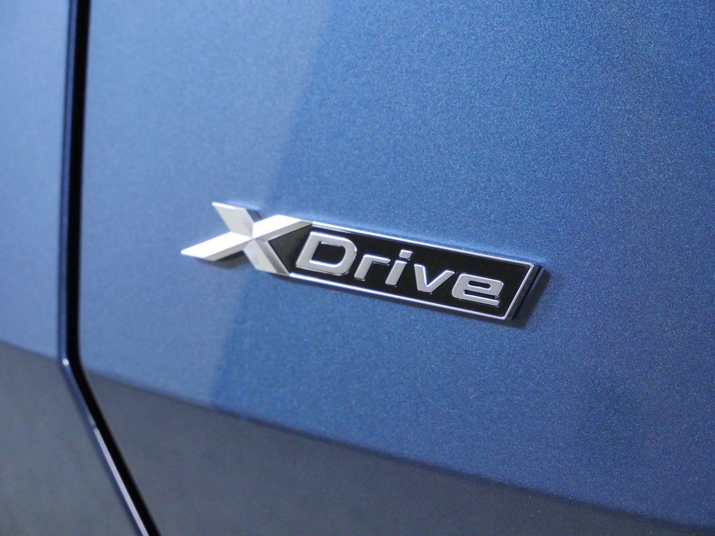 Thumbnail: 2026 BMW X3 - 13