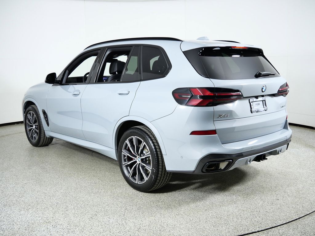 Thumbnail: 2024 BMW X5 - 17