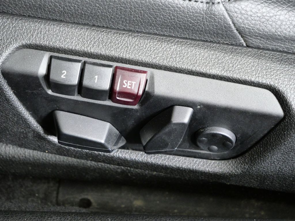 Thumbnail: 2015 BMW 2 Series - 34