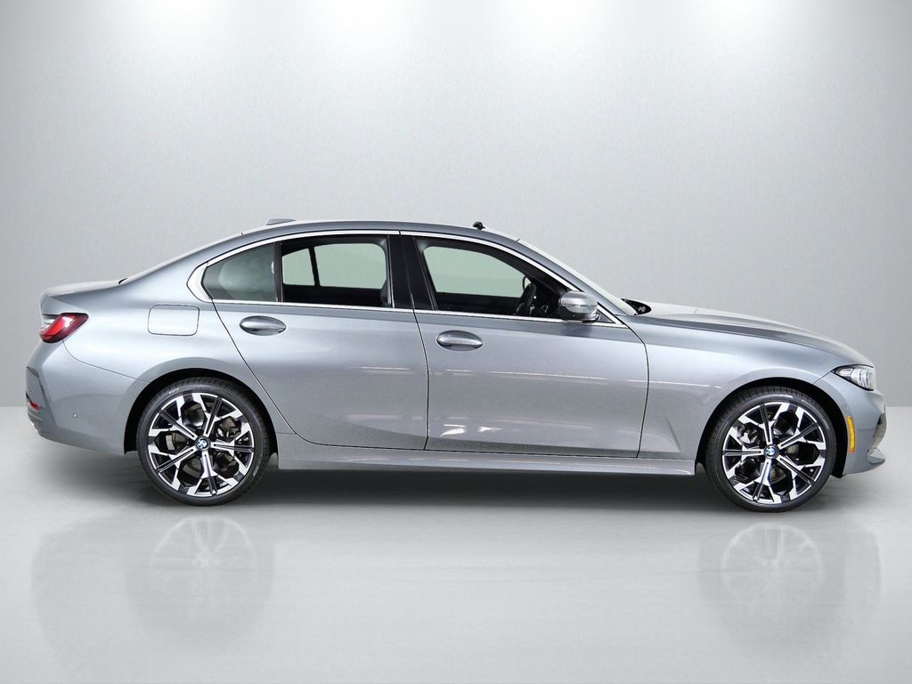 Thumbnail: 2026 BMW 3 Series - 8