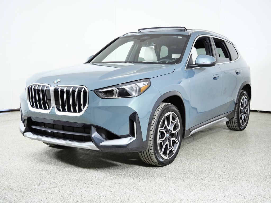 Thumbnail: 2026 BMW X1 - 1