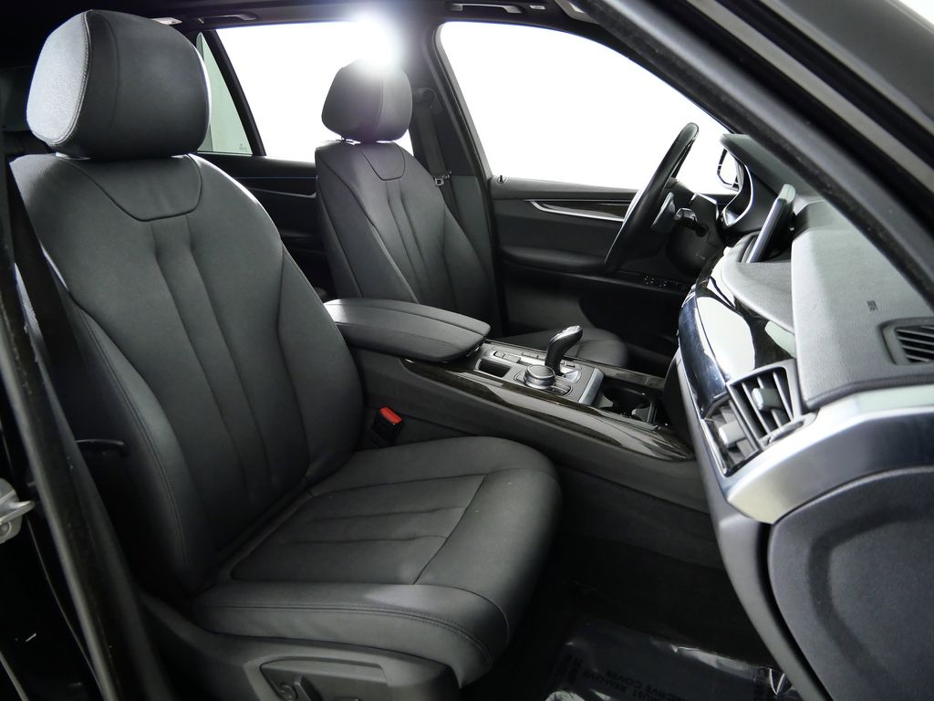 Thumbnail: 2018 BMW X5 - 22