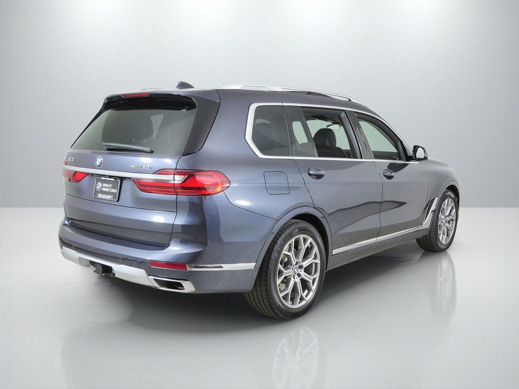 Thumbnail: 2022 BMW X7 - 11