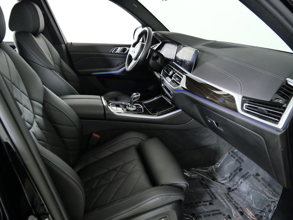 Thumbnail: 2023 BMW X5 - 24