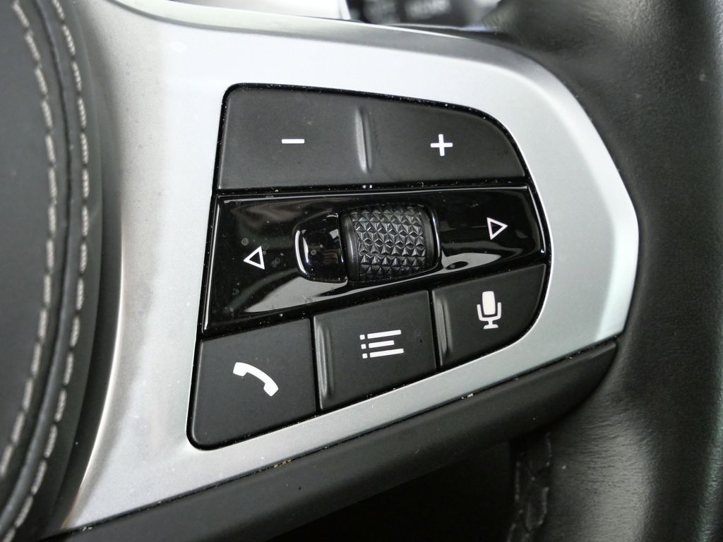 Thumbnail: 2022 BMW X5 - 42