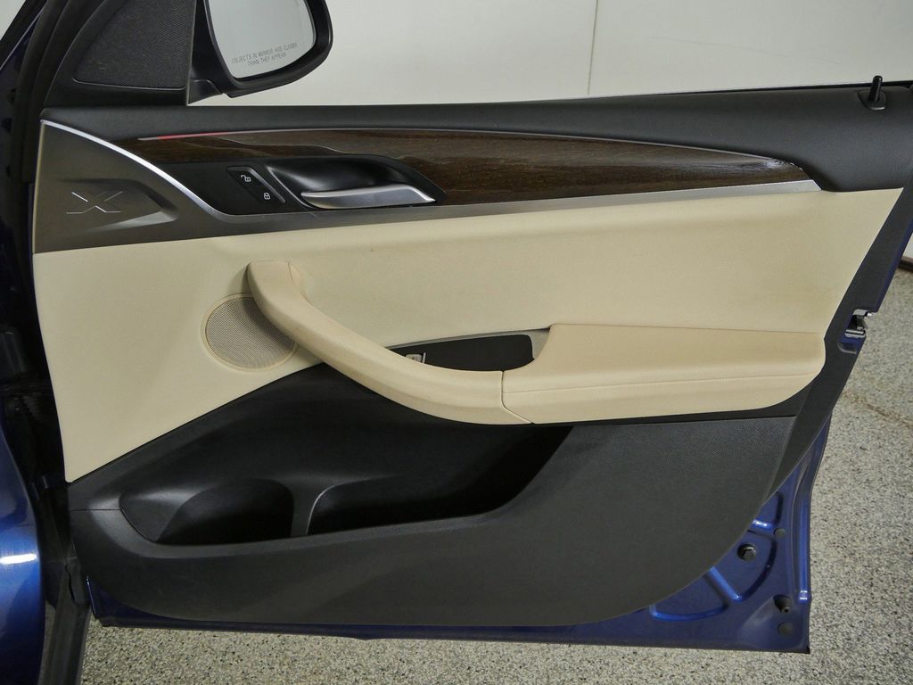 Thumbnail: 2022 BMW X3 - 20