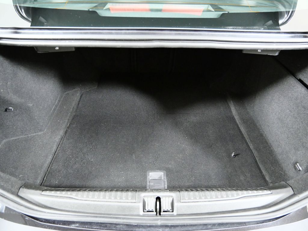 Thumbnail: 2017 Alfa Romeo Giulia - 28