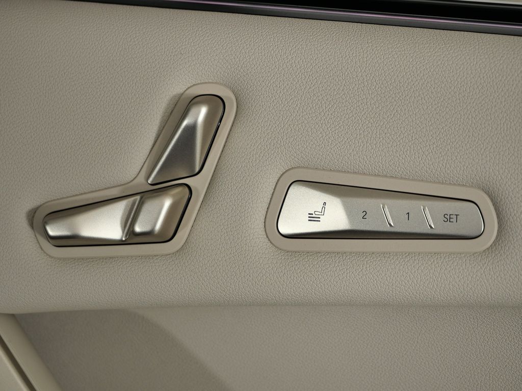 Thumbnail: 2026 BMW iX - 23