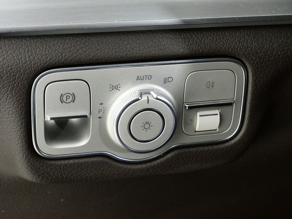 Thumbnail: 2020 Mercedes-Benz GLE - 39