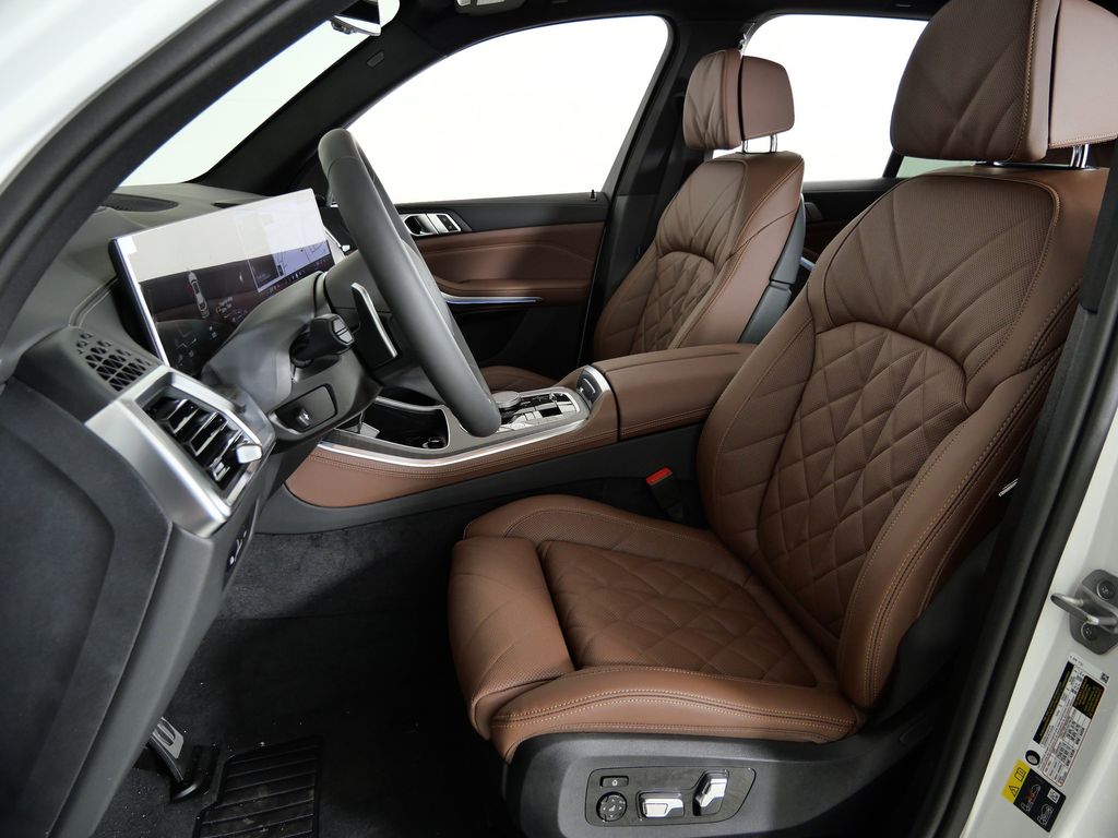 Thumbnail: 2026 BMW X5 - 36