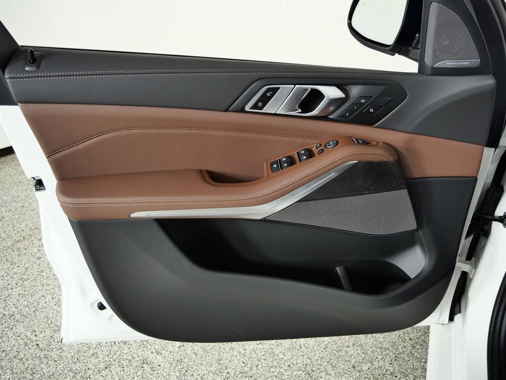 Thumbnail: 2026 BMW X5 - 36