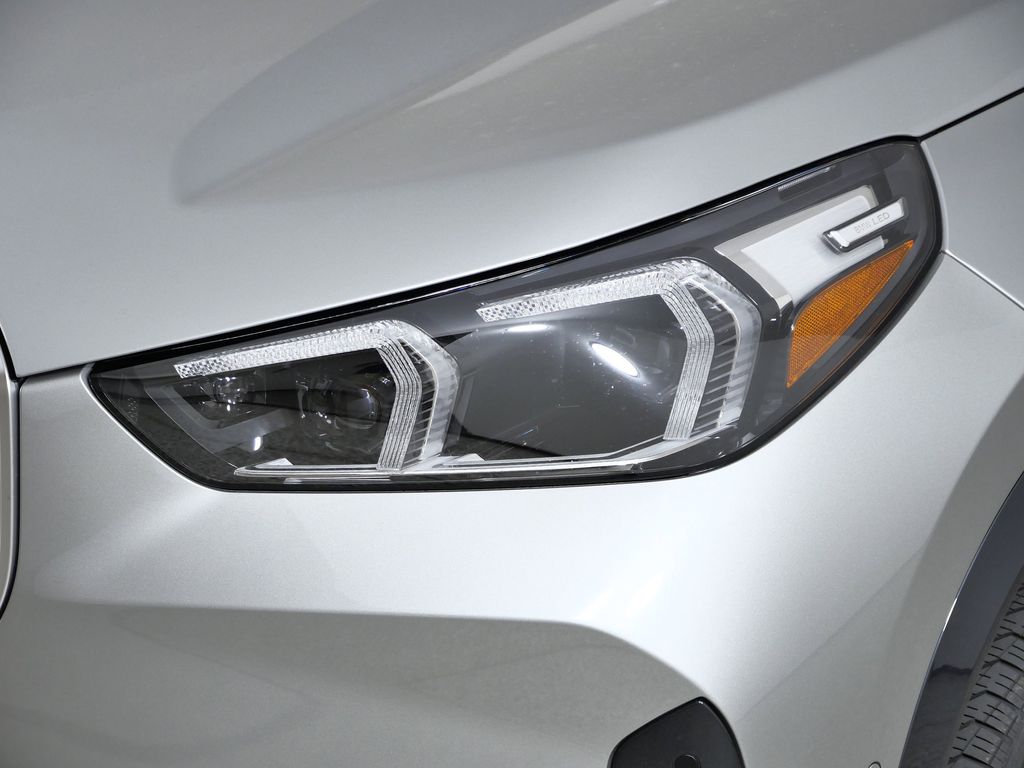 Thumbnail: 2026 BMW X1 - 3