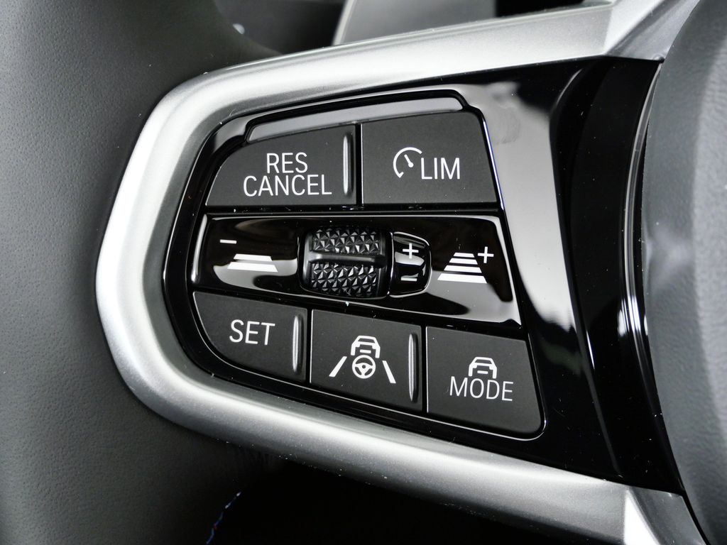 Thumbnail: 2026 BMW 4 Series - 38