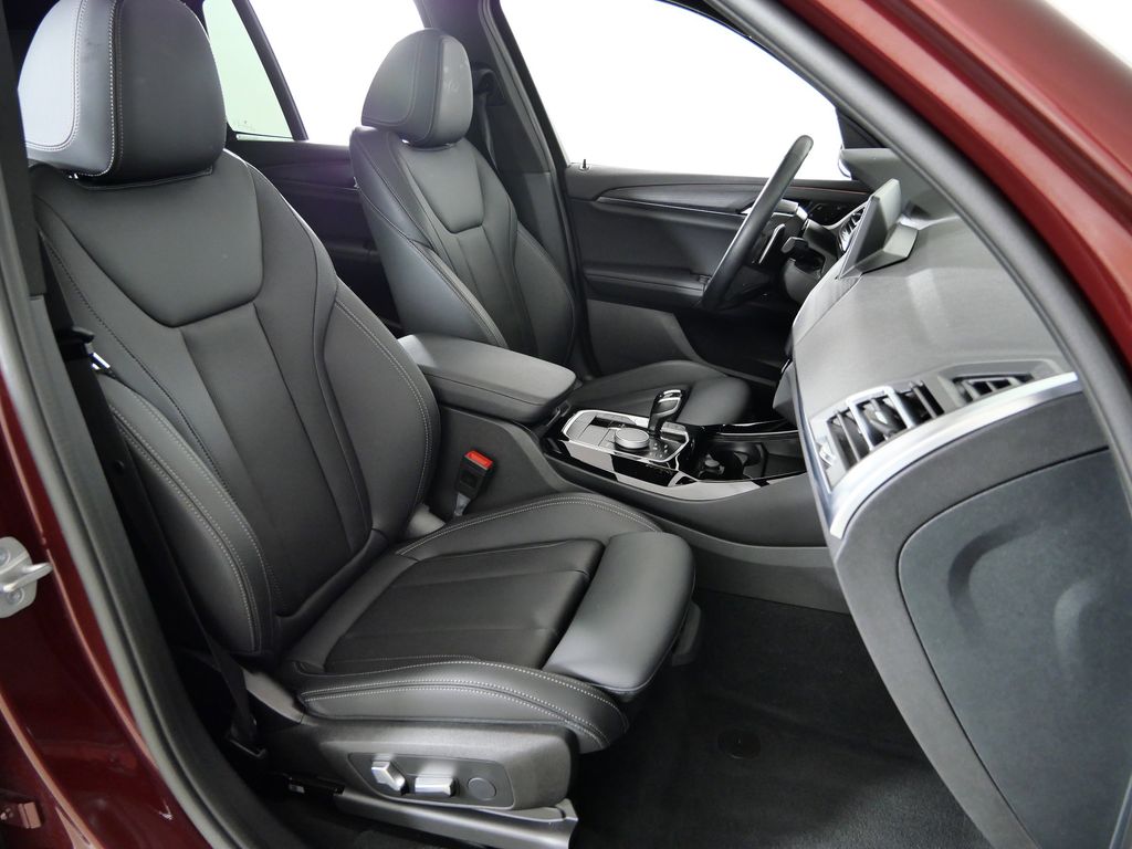 Thumbnail: 2023 BMW X3 - 26
