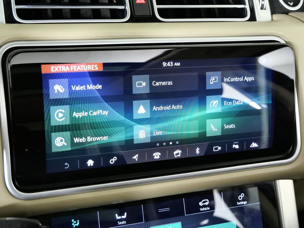 Thumbnail: 2018 Land Rover Range Rover - 44