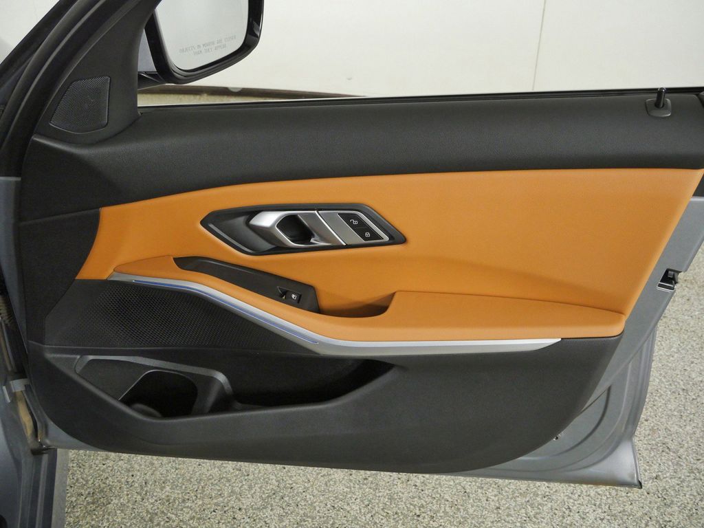 Thumbnail: 2023 BMW 3 Series - 19