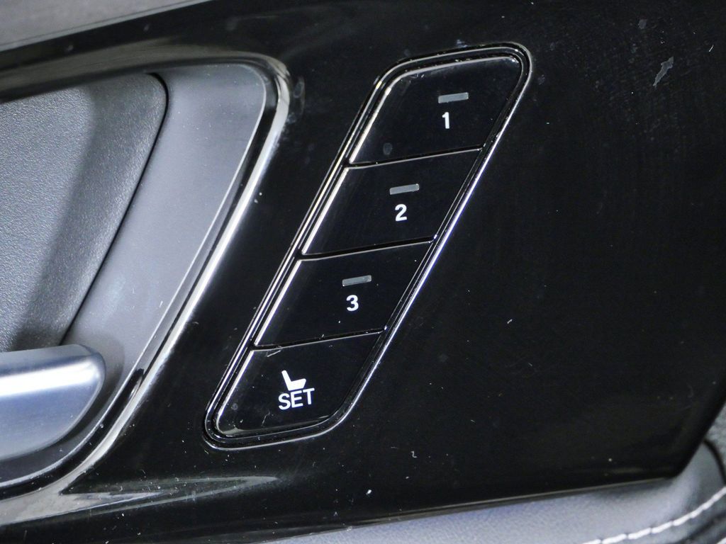 Thumbnail: 2024 Acura MDX - 36