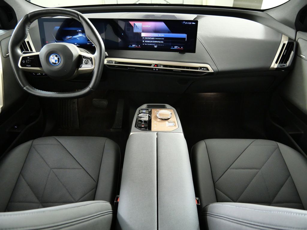 Thumbnail: 2023 BMW iX - 6