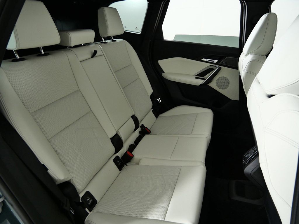 Thumbnail: 2026 BMW X1 - 25