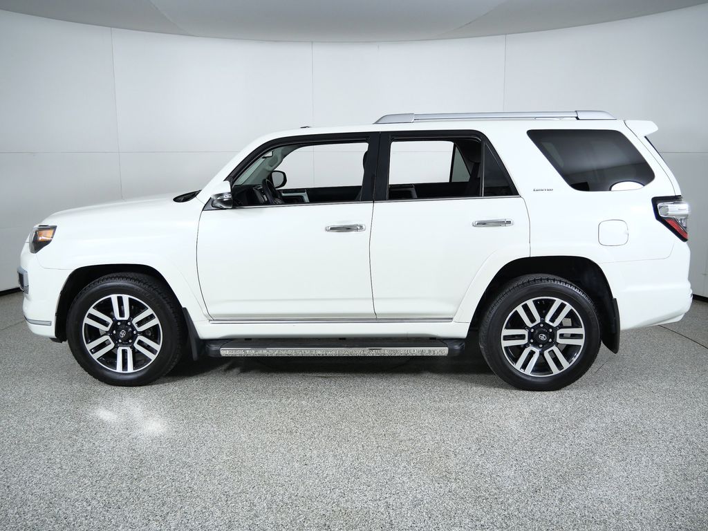 Thumbnail: 2022 Toyota 4Runner - 15