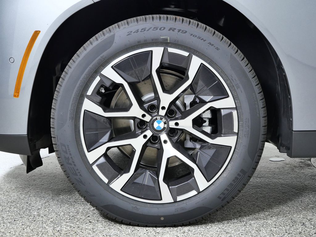 Thumbnail: 2026 BMW X3 - 17