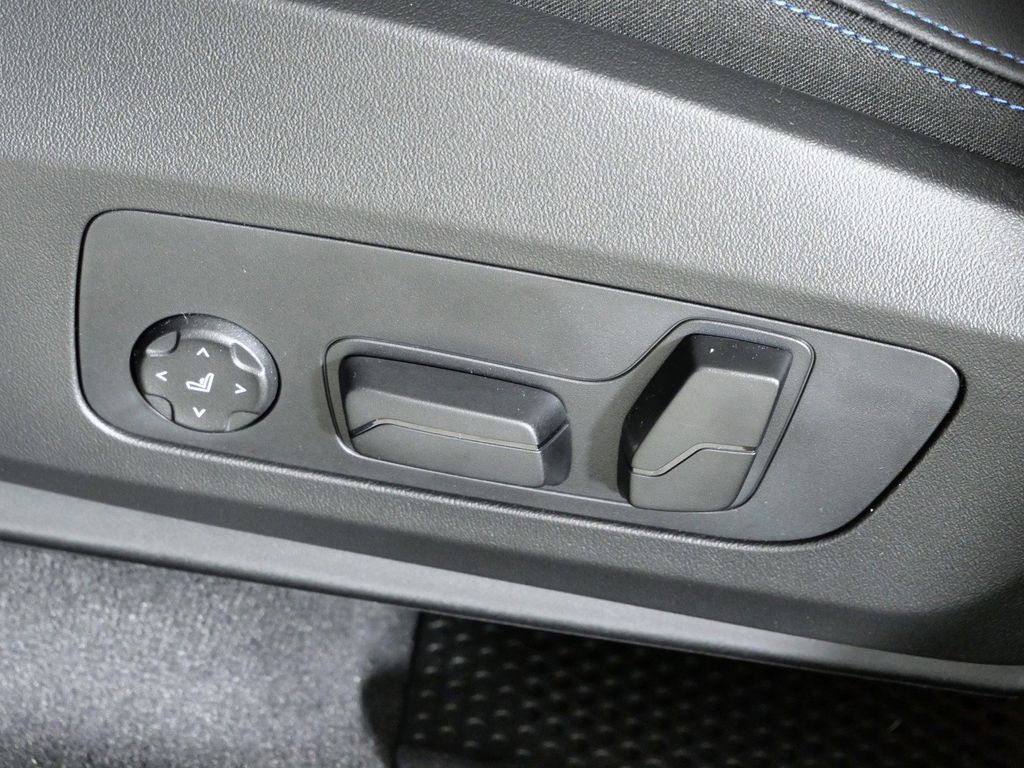 Thumbnail: 2026 BMW X1 - 37