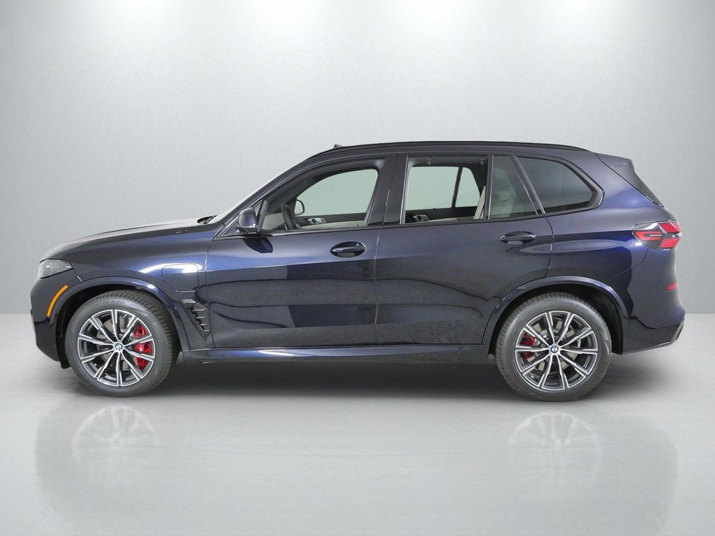 Thumbnail: 2026 BMW X5 - 15